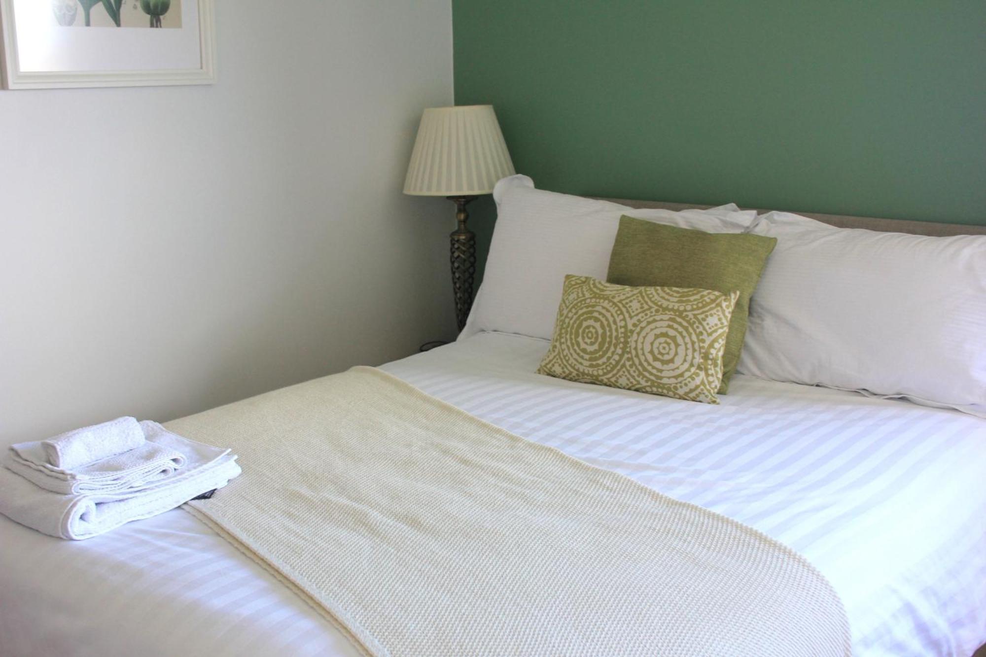 Cairnview Bed And Breakfast Ларн Екстериор снимка